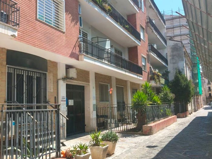 Appartamento trilocale in vendita in Via Sant'Antida, Centro Storico Corso Trieste, Caserta