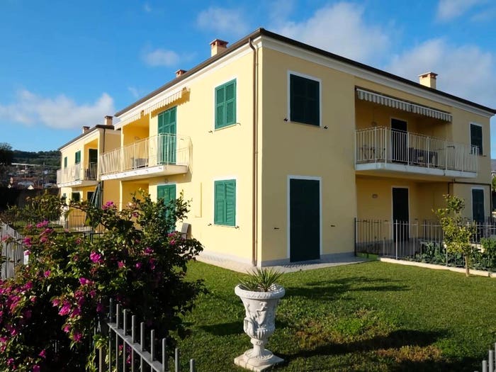 Appartamento bilocale in vendita in Via Steria, Cervo