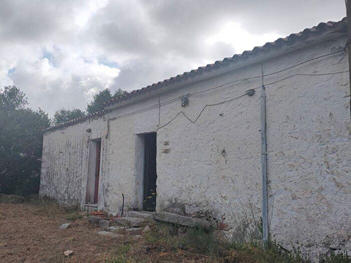Casa bilocale in vendita in Loc Caresi snc, Santa Teresa Gallura