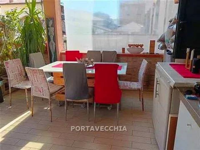 Appartamento con 5 locali in vendita in Neighbourhood Zona Tribunale, Centro Storico, Grosseto