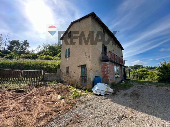 Casa con 5 locali in vendita in Via Della Repubblica, Centro, Ceva