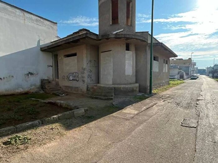Casa con 5 locali in vendita in Via Spallanzani SNC, Centro, Veglie