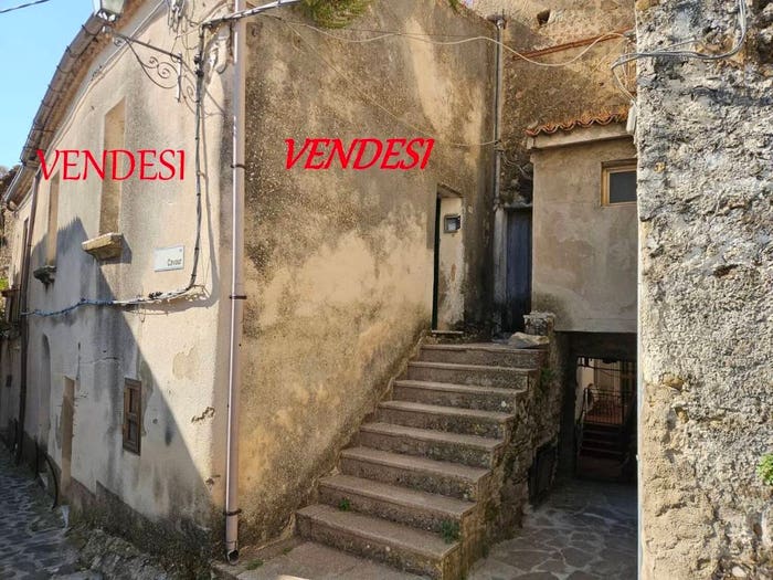 Appartamento trilocale in vendita in Via Cavour, Stella Cilento