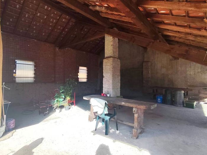 Casa con 6 locali in vendita in Via Prandoni, Mercallo