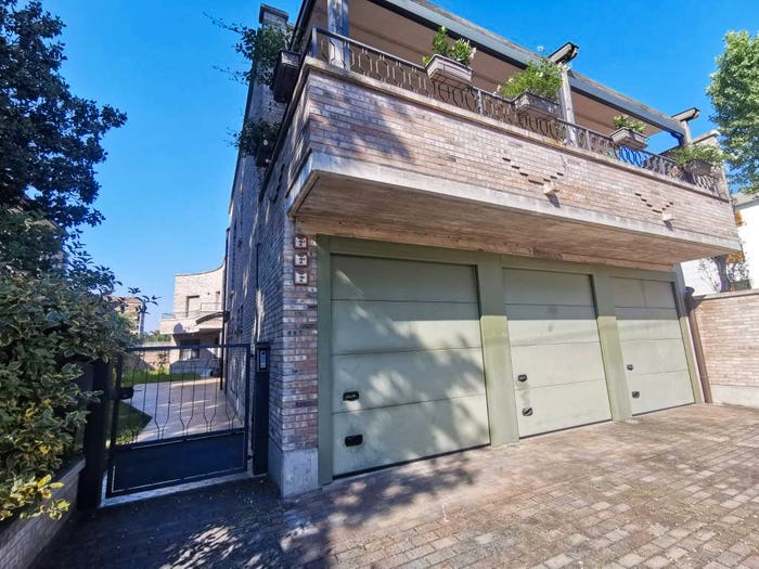 Appartamento trilocale in vendita in Centro, Correggio