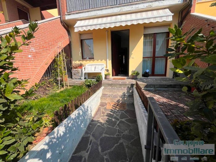 Appartamento con 6 locali in vendita in Montecchio, Vallefoglia