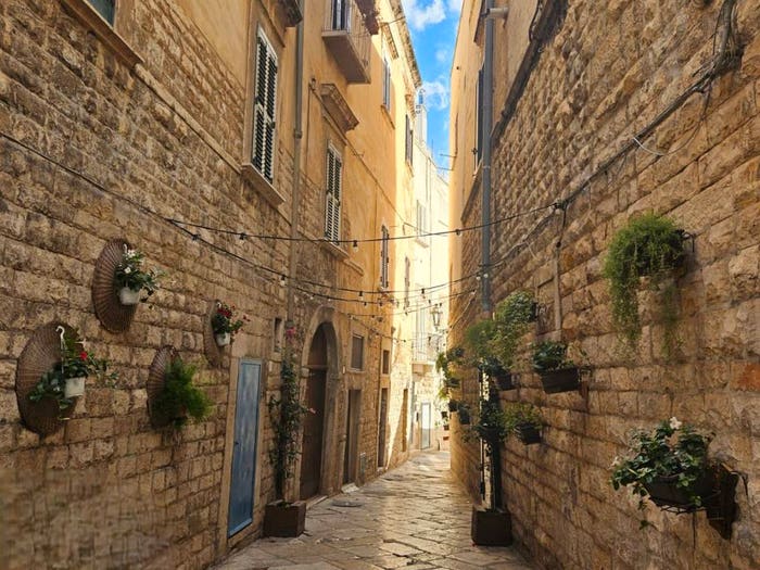 Appartamento bilocale in vendita in Via Ognissanti, Trani