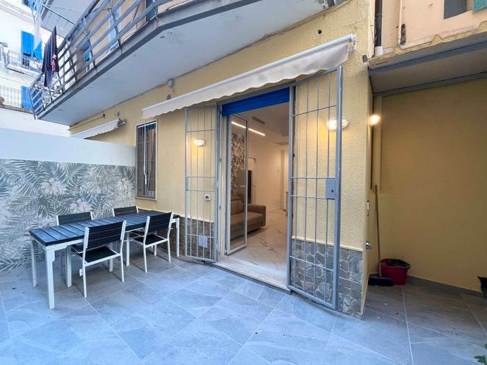 Appartamento trilocale in vendita in Via Privata Gabriele Schivo, Fenarina Via Neghelli Collina di Ponente, Alassio