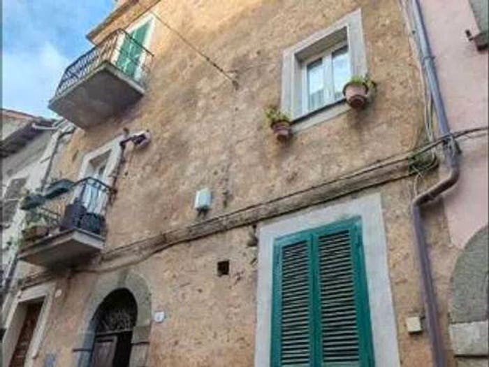 Appartamento con 6 locali in vendita in Via San Filippo Borgo, Bassano Romano