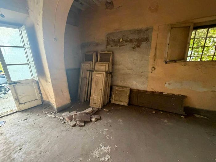 Casa con 6 locali in vendita in Via Toscoromagnola, Semicentro, Cascina