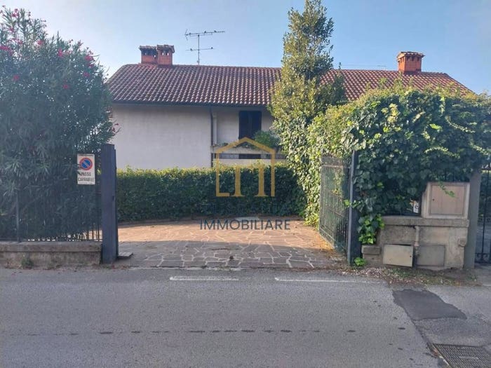 Casa con 6 locali in vendita in Centro, Poggibonsi