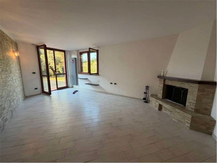 Appartamento con 6 locali in vendita in Rispescia, Grosseto