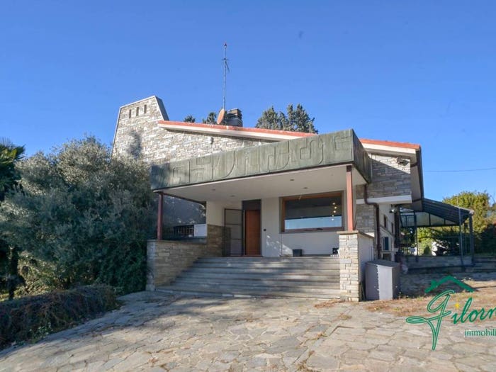 Casa con 6 locali in vendita in Strada Provinciale Pecetto Chieri, Pino Torinese