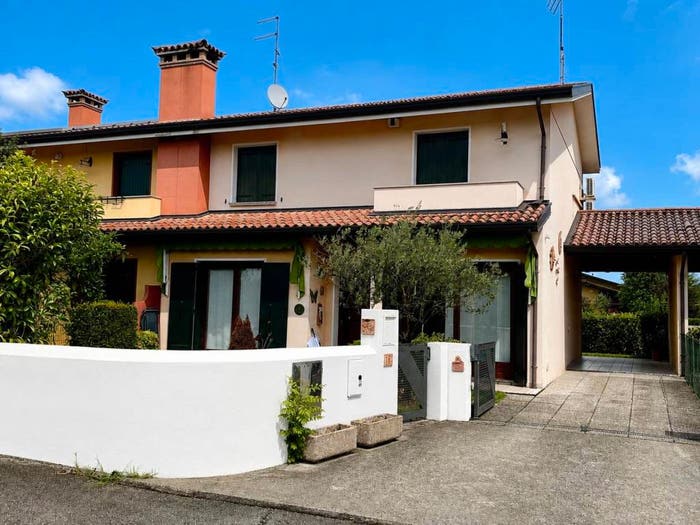 Casa con 6 locali in vendita in Frattina, Pravisdomini