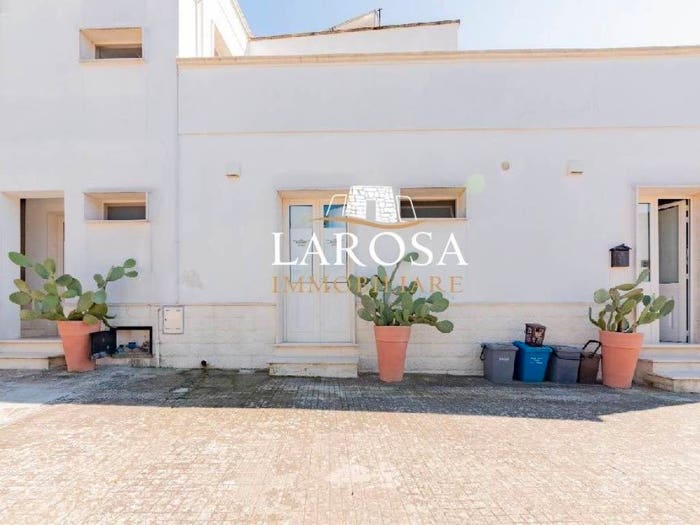 Casa con 6 locali in vendita in Centro, Melendugno