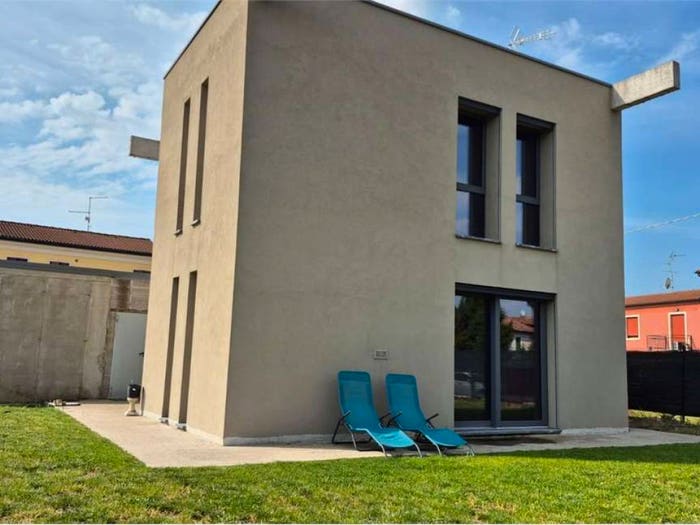 Casa quadrilocale in vendita in Centro, Arcole
