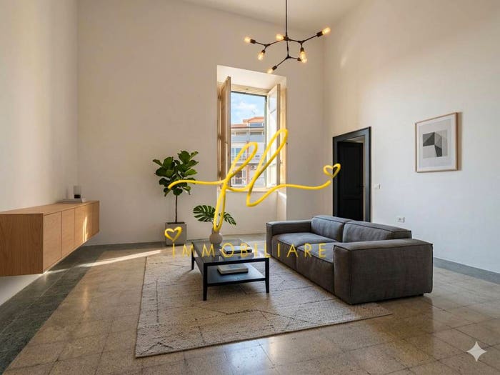 Appartamento quadrilocale in vendita in Scali del Teatro, Quartiere Venezia, Livorno