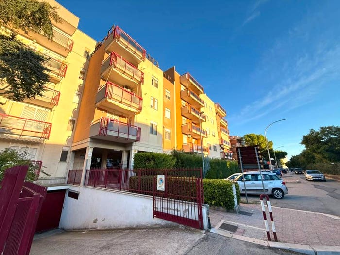 Casa quadrilocale in vendita in Viale Dante Alighieri, Patalini, Barletta