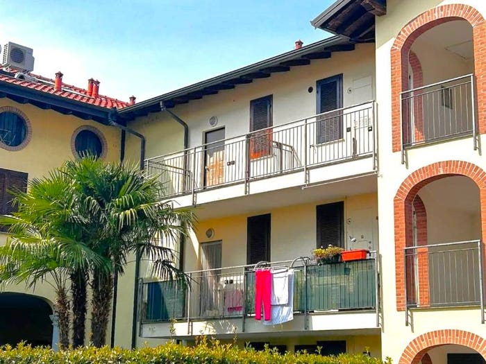 Appartamento bilocale in vendita in Via Giugno, Casorate Primo