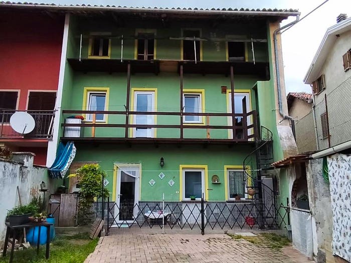 Casa quadrilocale in vendita in Via Vittorio Emanuele II, Centro, Vestignè