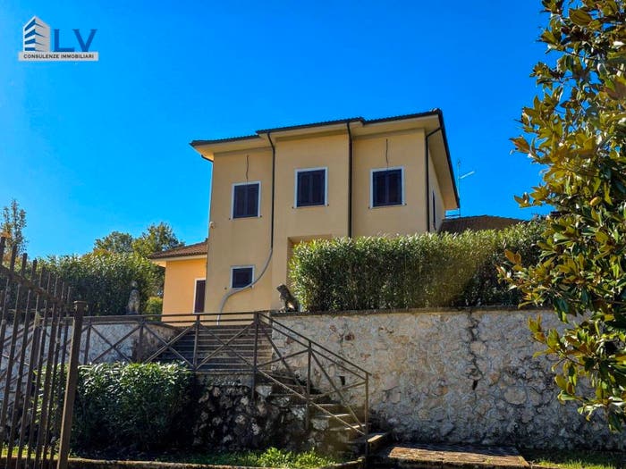 Casa con 6 locali in vendita in Via Anime Sante, Silvaggi, Ceccano