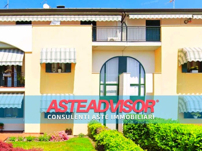 Appartamento con 6 locali in vendita in Via Giolitti F, Centro, Brugnera