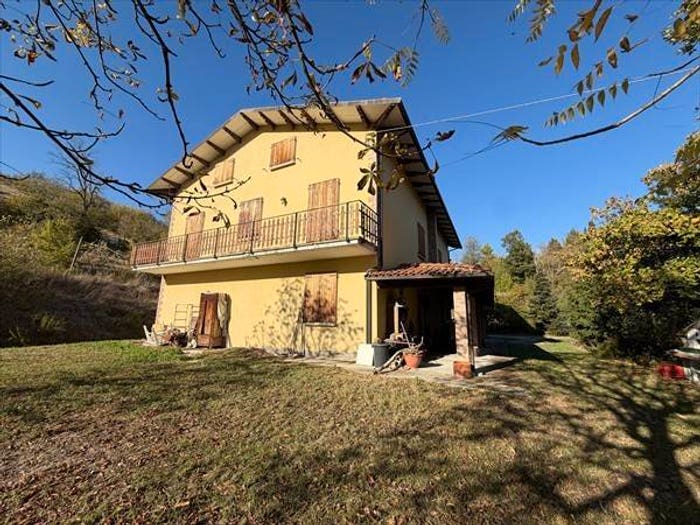 Casa con 6 locali in vendita in Via Fausto Beghelli, Monte San Pietro