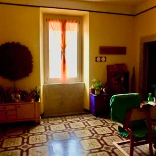 Appartamento con 5 locali in vendita in via carriona, Centro, Carrara