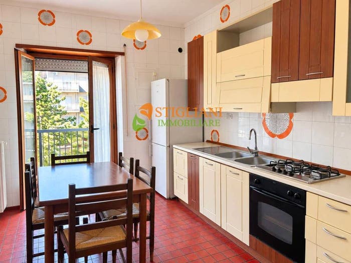 Appartamento con 5 locali in vendita in Zona Via Leopardi, Vazzieri, Campobasso