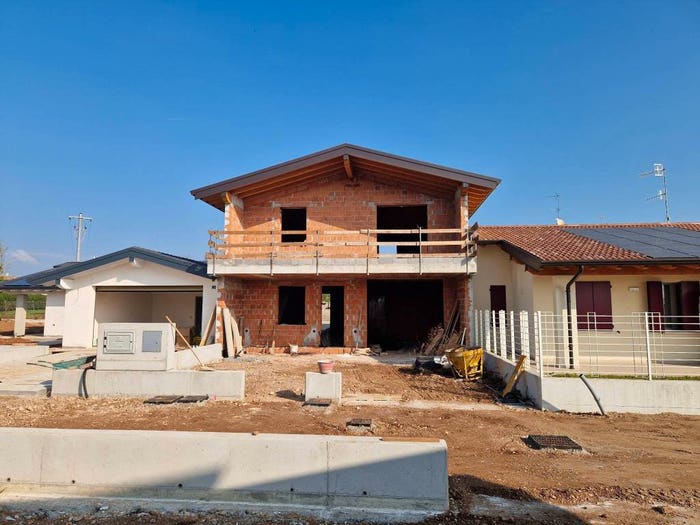 Casa con 5 locali in vendita in Via Venzaga, Centro, Montichiari