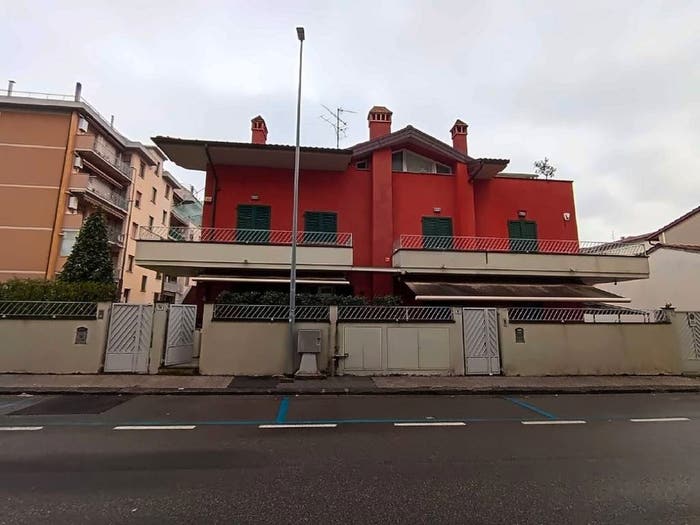 Casa con 5 locali in vendita in Via Francesco Petrarca, Soccorso, Prato