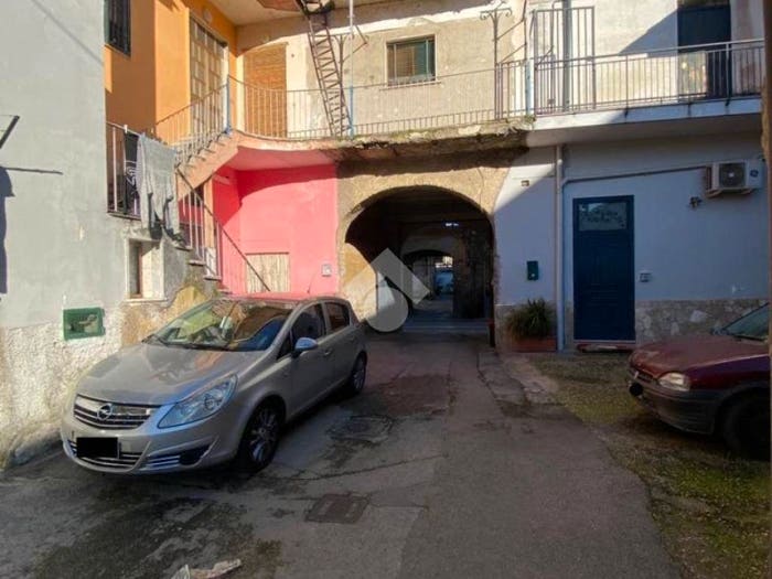 Appartamento trilocale in vendita in Via Giovanni Liguori, Frattaminore