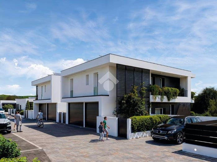 Appartamento trilocale in vendita in Via Brenta, Castelfranco Veneto