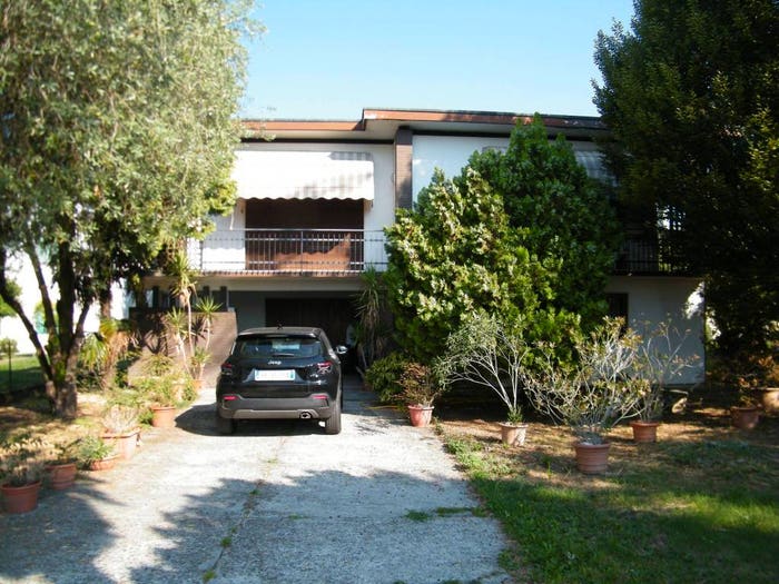 Casa con 6 locali in vendita in Via Serenissima, Centro, Grisignano di Zocco