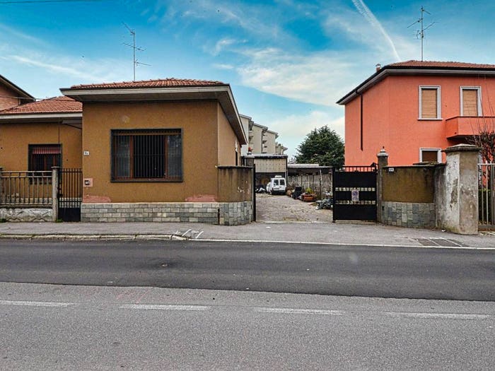 Casa quadrilocale in vendita in Via Antonio Pacinotti, Cattaneo Pacinotti Torricelli, Lissone