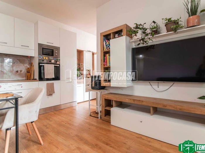 Appartamento trilocale in vendita in Via MILANO, Centro, Garbagnate Milanese