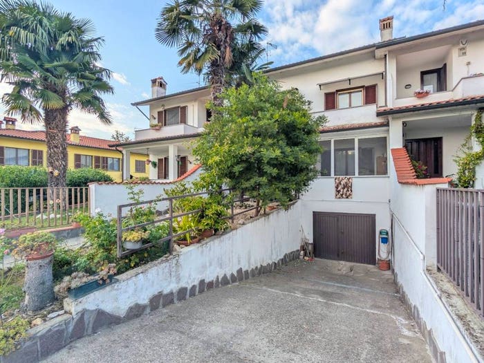 Casa quadrilocale in vendita in Via Paolo Borsellino, Zinasco Vecchio, Zinasco