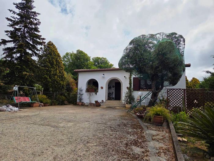 Casa con 5 locali in vendita in Contrada Magrio, Magrio, Maierà