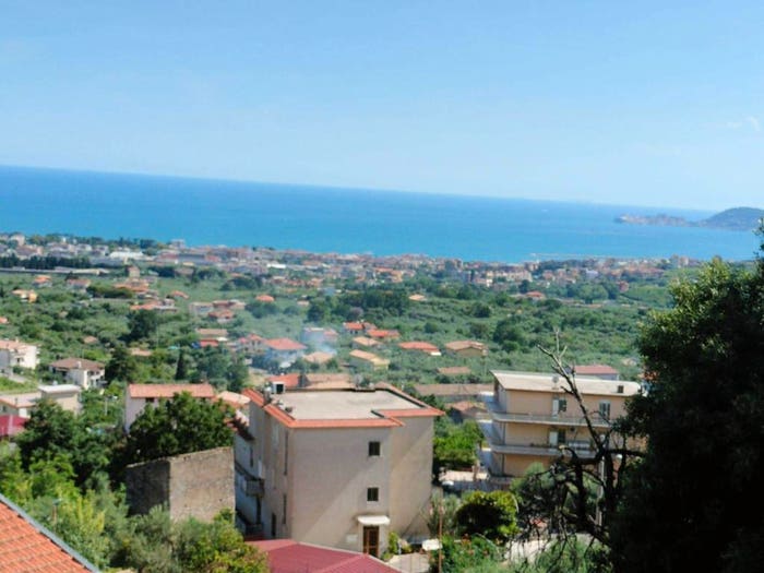 Appartamento trilocale in vendita in Formia