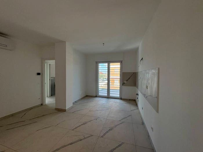 Appartamento trilocale in vendita in Via Romania, Cecchina, Albano Laziale