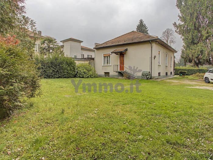 Casa con 6 locali in vendita in Via Giuseppe Mazzini, Centro, Arcisate