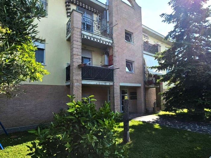 Appartamento trilocale in vendita in Via Luigi Gonzaga, Centro, Guastalla