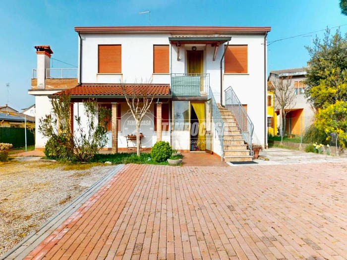 Appartamento quadrilocale in vendita in Via Vecchia Romea, Sant'Anna Cavanella d'Adige, Chioggia