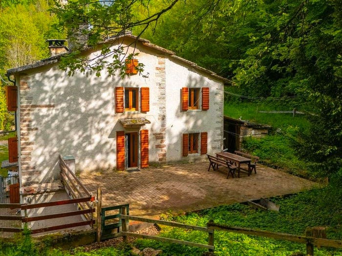 Casa quadrilocale in vendita in Contrada Biasioli, Centro, Erbezzo
