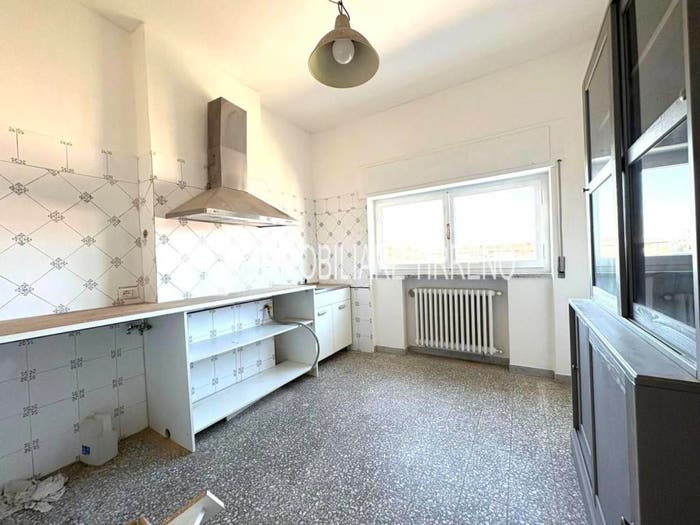 Appartamento quadrilocale in vendita in Via Mura della Rinchiostra Nord, Rinchiostra Quercioli, Massa
