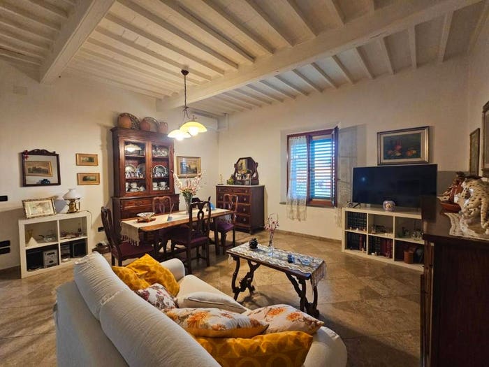 Casa con 6 locali in vendita in Via Paolo Borsellino, Centro, Collesalvetti