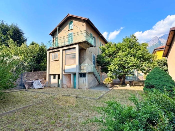 Casa con 6 locali in vendita in Via al Bellano, Centro, Mandello del Lario