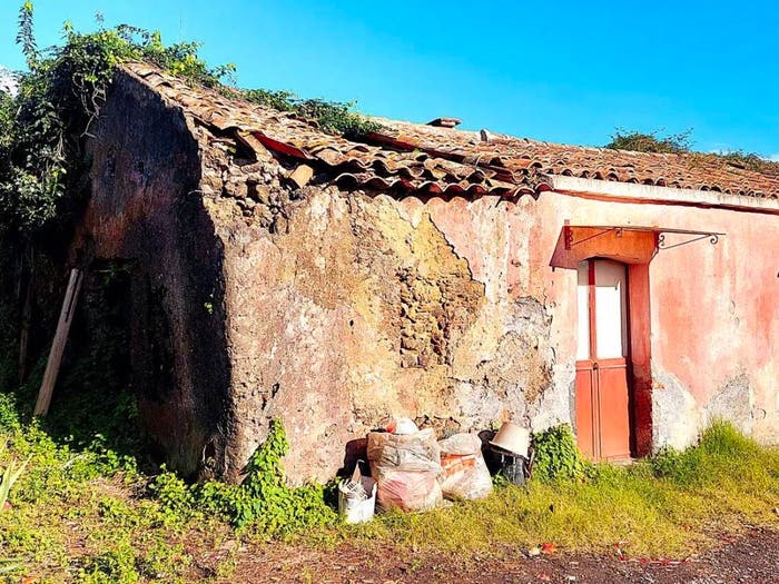 Casa con 5 locali in vendita in Via Giarre Nunziata SNC, Nunziata, Mascali