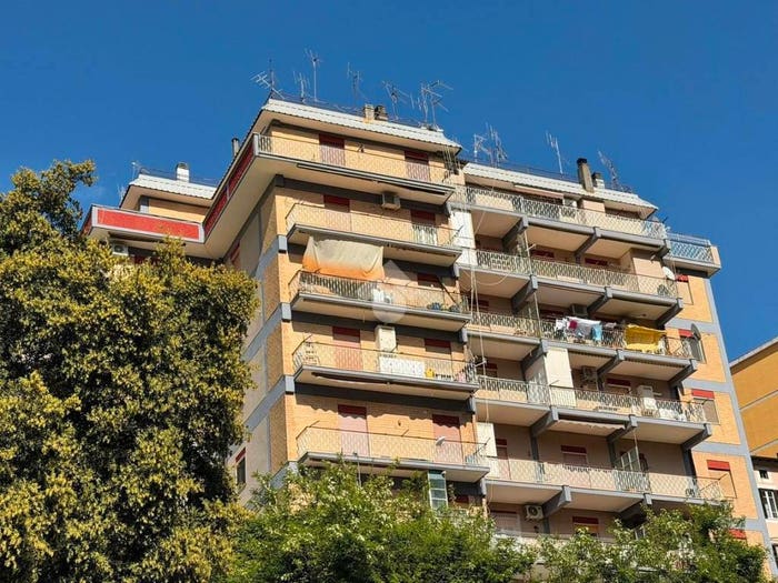 Appartamento trilocale in vendita in Via Giacomo Matteotti, Carpineto Romano