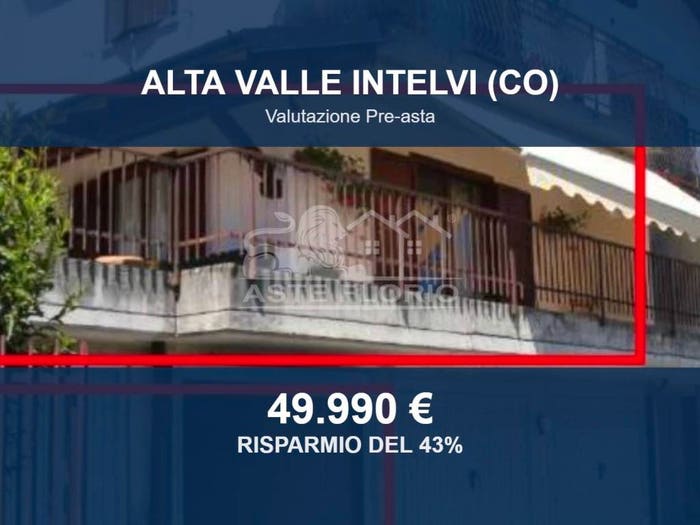 Appartamento quadrilocale in vendita in Via IV Novembre, Lanzo D'Intelvi, Alta Valle Intelvi
